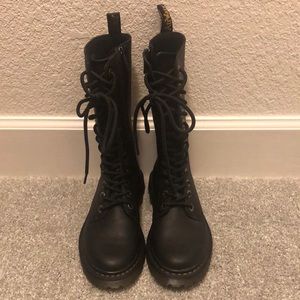 Tall, Lace/Zip-Up Dr. Martens